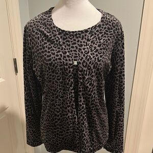 Black and Gray Relaxed Buttoned Long Sleeve Blouse